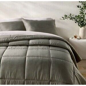 Full/Queen Rayon from Bamboo Comforter Set Olive Green - Casaluna NEW